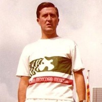 Guillem Ros participant als Jocs de Mèxic del 1968 i amb una gran trajectòria, durant la seva vida esportiva, tan d'atleta com de President de la Federació Catalana d'Atletisme.
