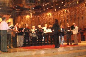 En la celebració del15º aniversari de la comparsa, vam convidar a la coral Girasol a cantar a la Basilica de Nostra Senyora de Montserrat. Per ells va ser la primera vegada, en la que vam tenir una experiència inolvidable.2008